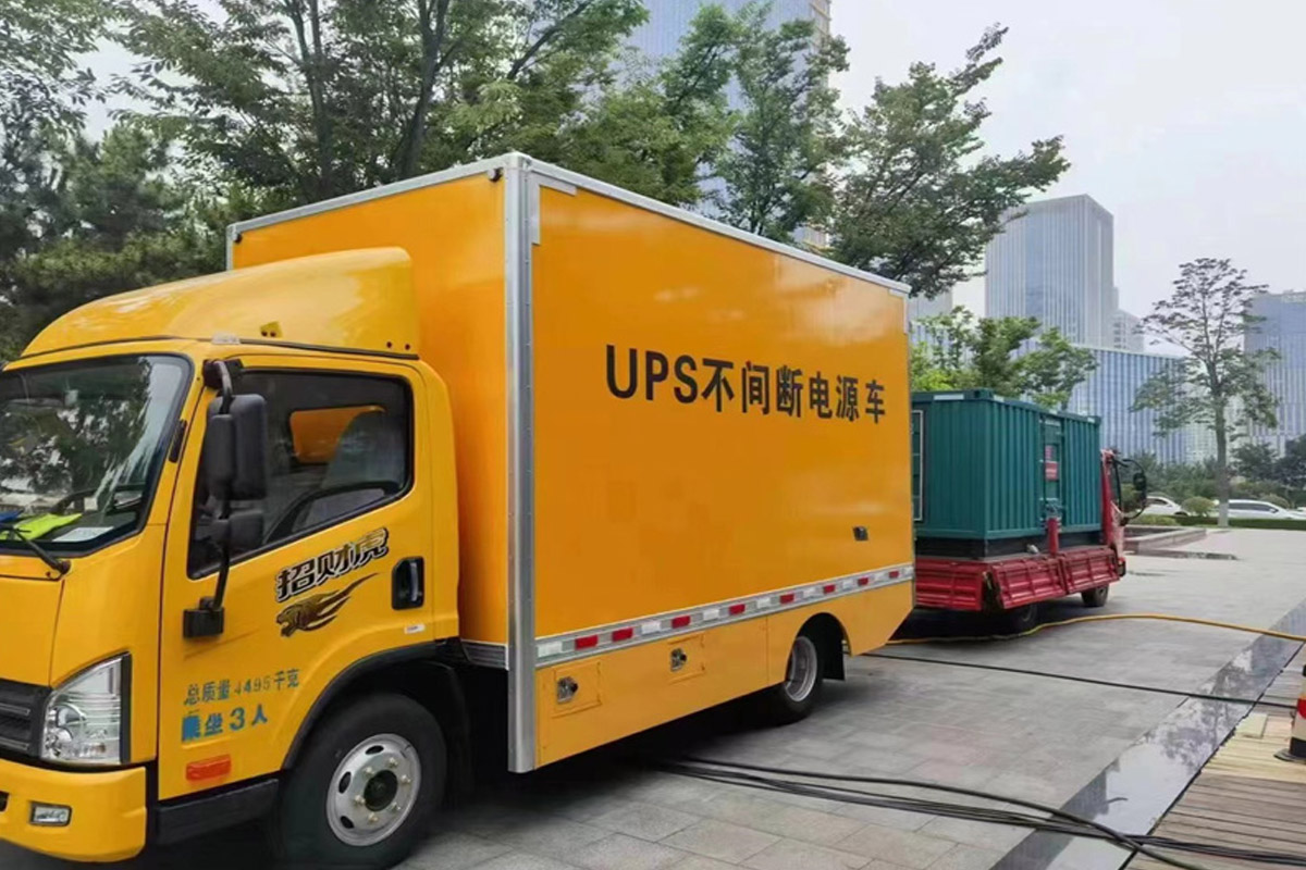 老边发电机租赁施工现场